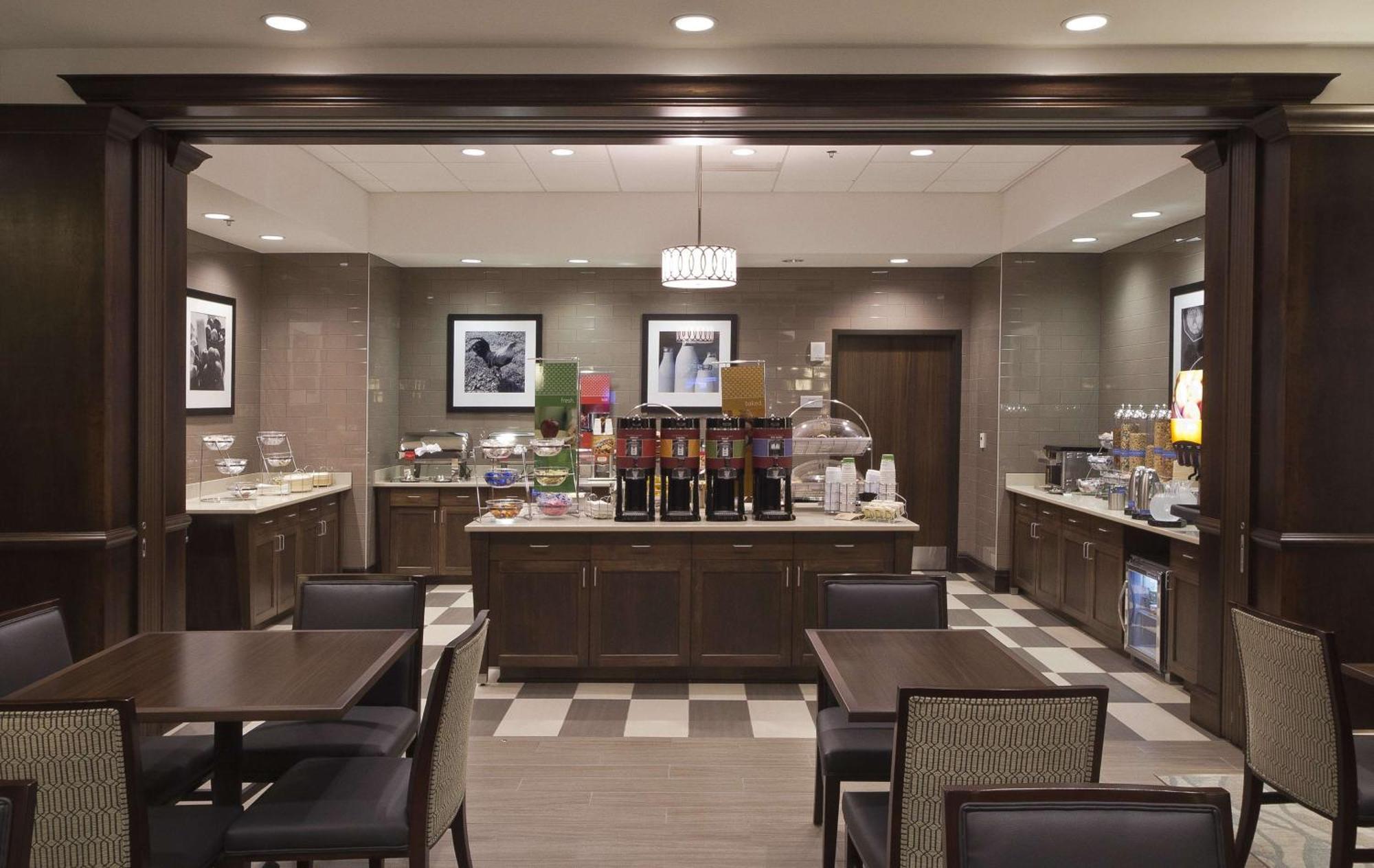 Hampton Inn & Suites Columbus/University Area Εξωτερικό φωτογραφία