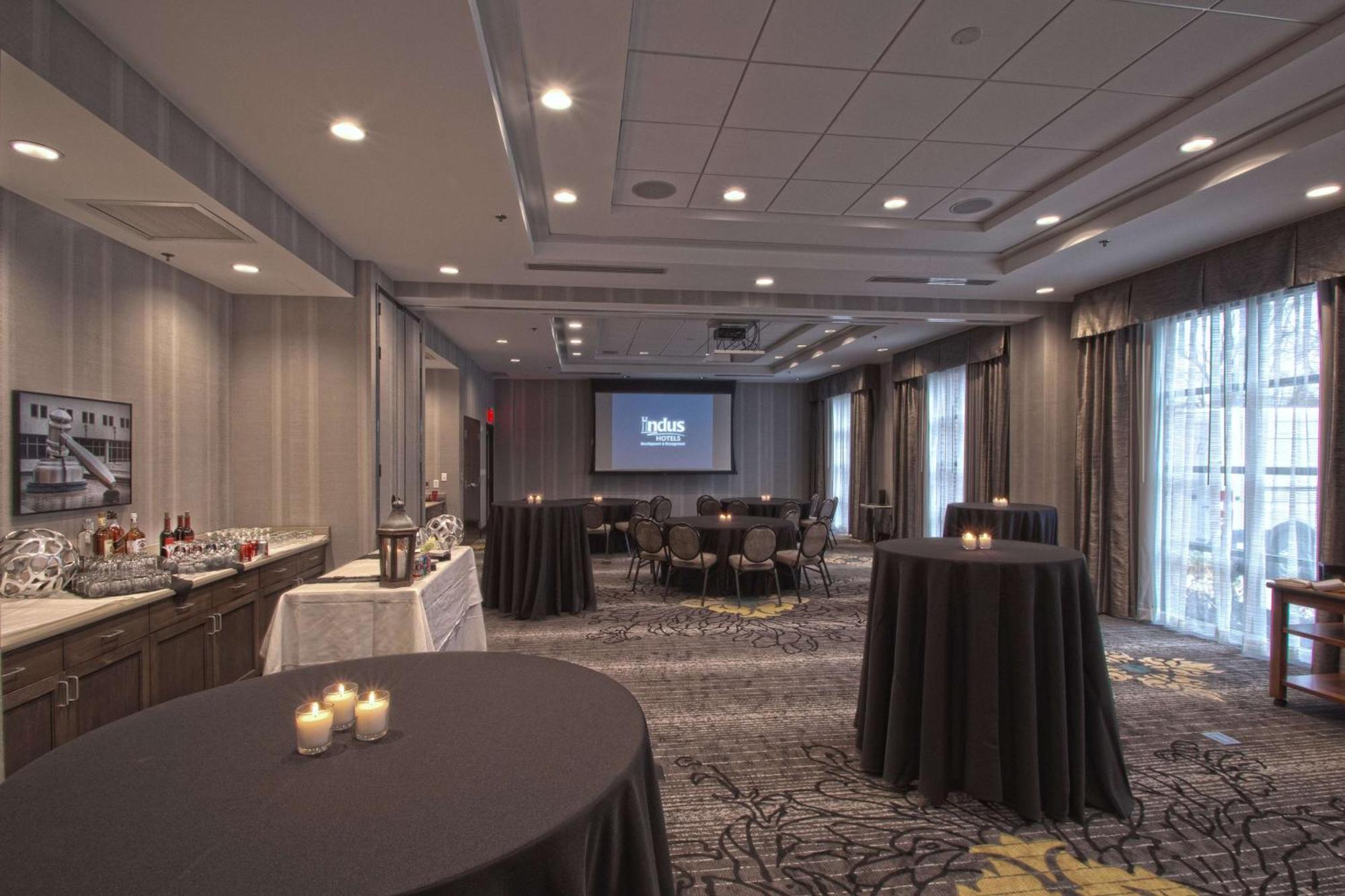 Hampton Inn & Suites Columbus/University Area Εξωτερικό φωτογραφία