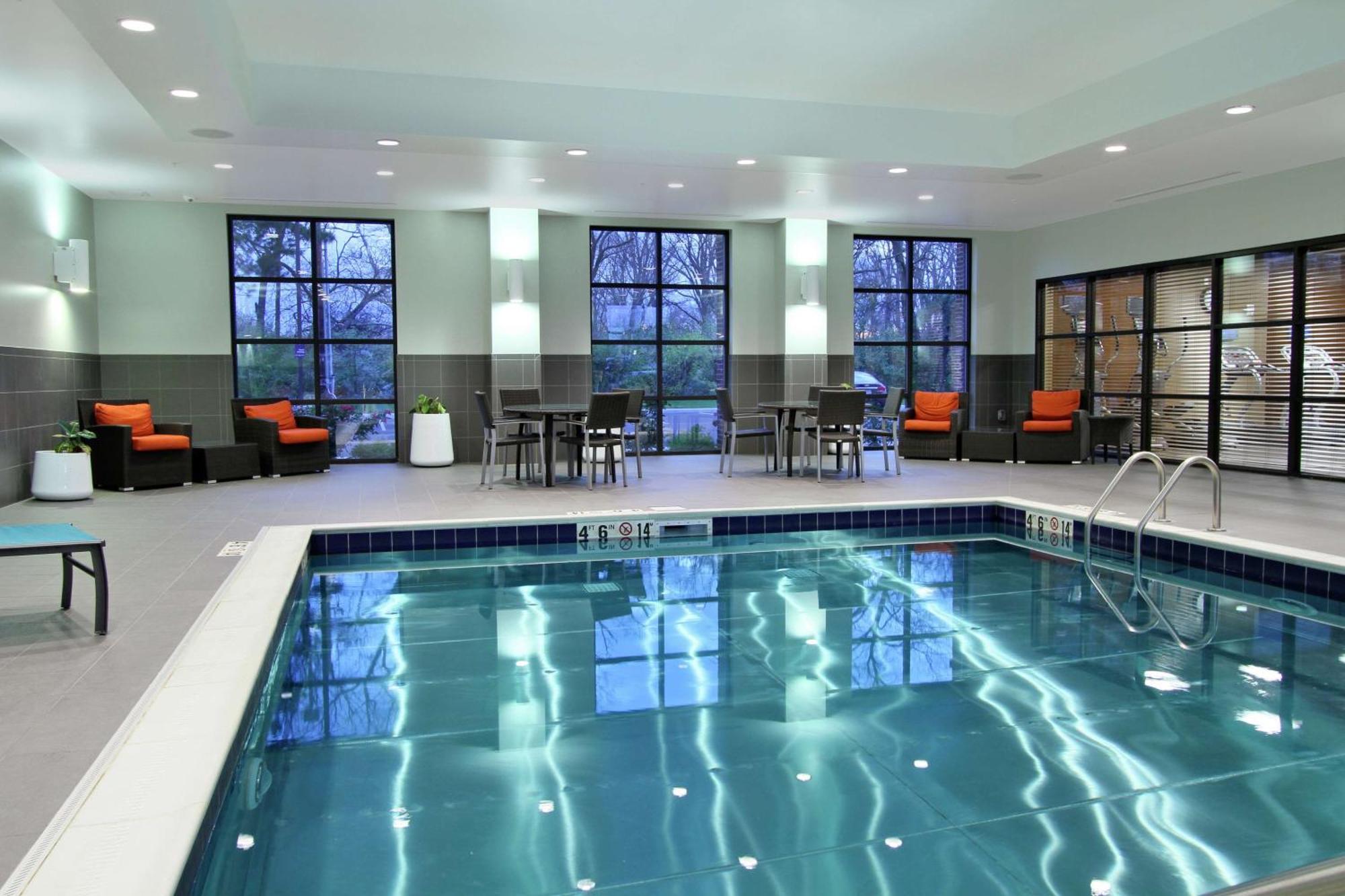 Hampton Inn & Suites Columbus/University Area Εξωτερικό φωτογραφία
