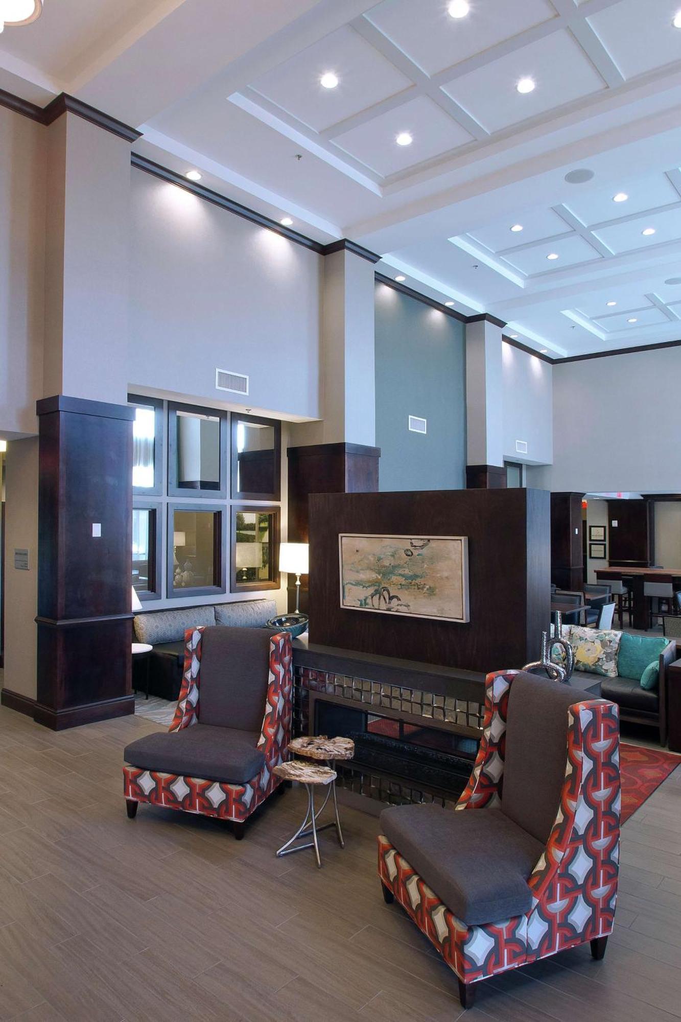 Hampton Inn & Suites Columbus/University Area Εξωτερικό φωτογραφία