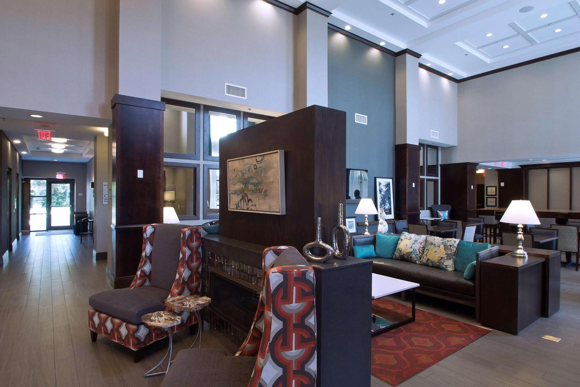 Hampton Inn & Suites Columbus/University Area Εξωτερικό φωτογραφία