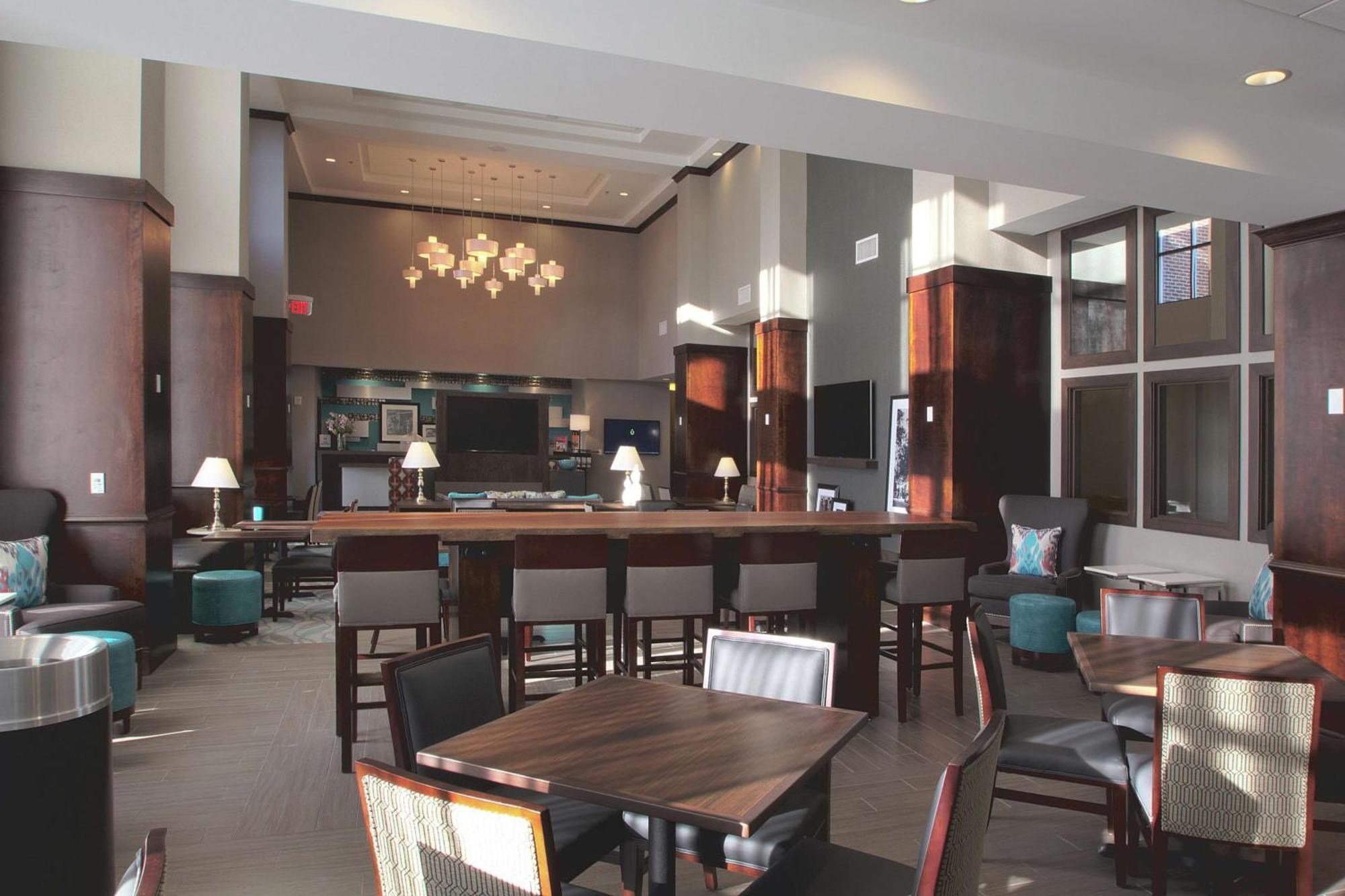 Hampton Inn & Suites Columbus/University Area Εξωτερικό φωτογραφία